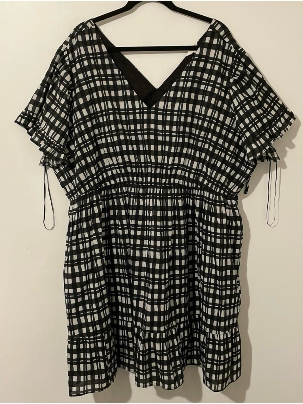 Terra & Sky Black and White Gingham Print V Neck Cute Short Dress Plus Size 4X